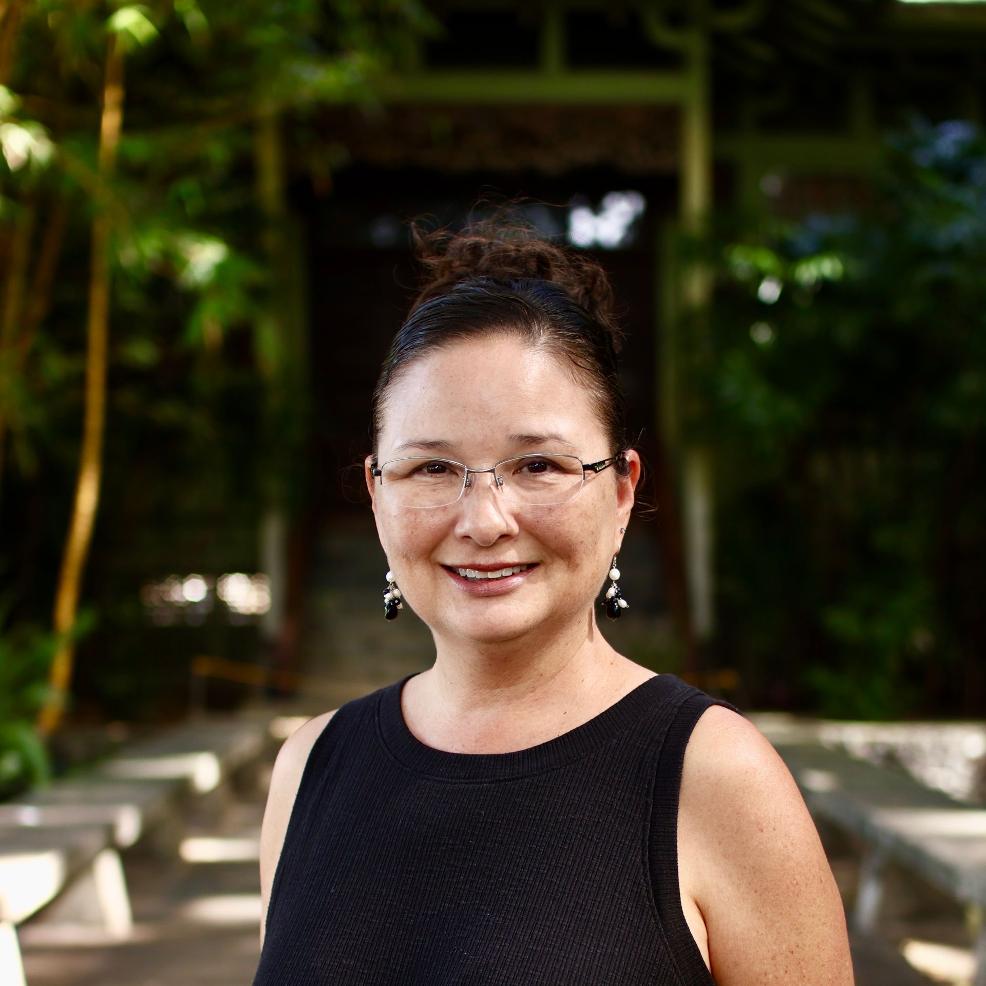Suzette M.H. Heely (R)